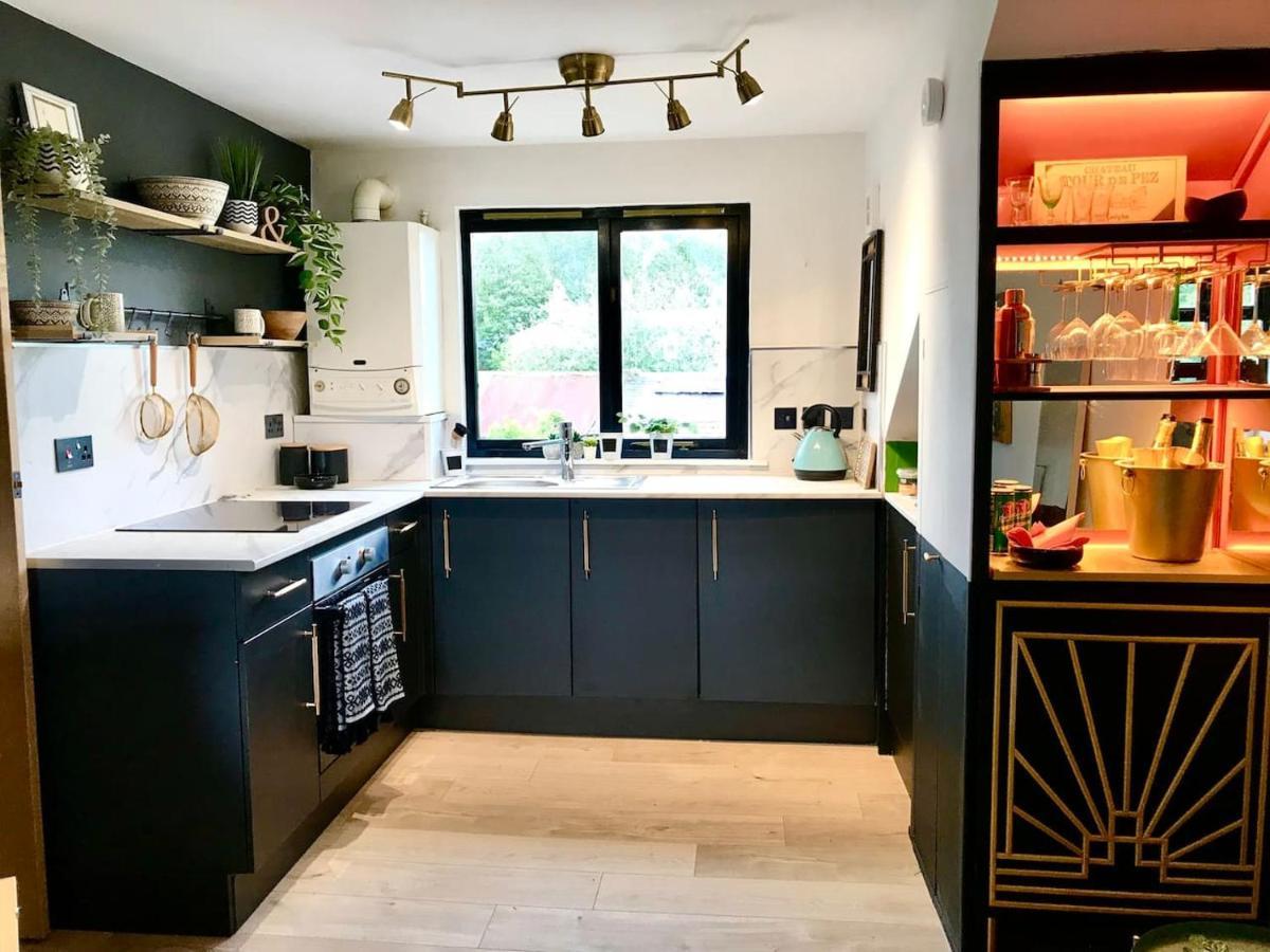 The Morningside Apartment Charming Stylish Apartment In The Centre Of Innerleithen Exteriér fotografie